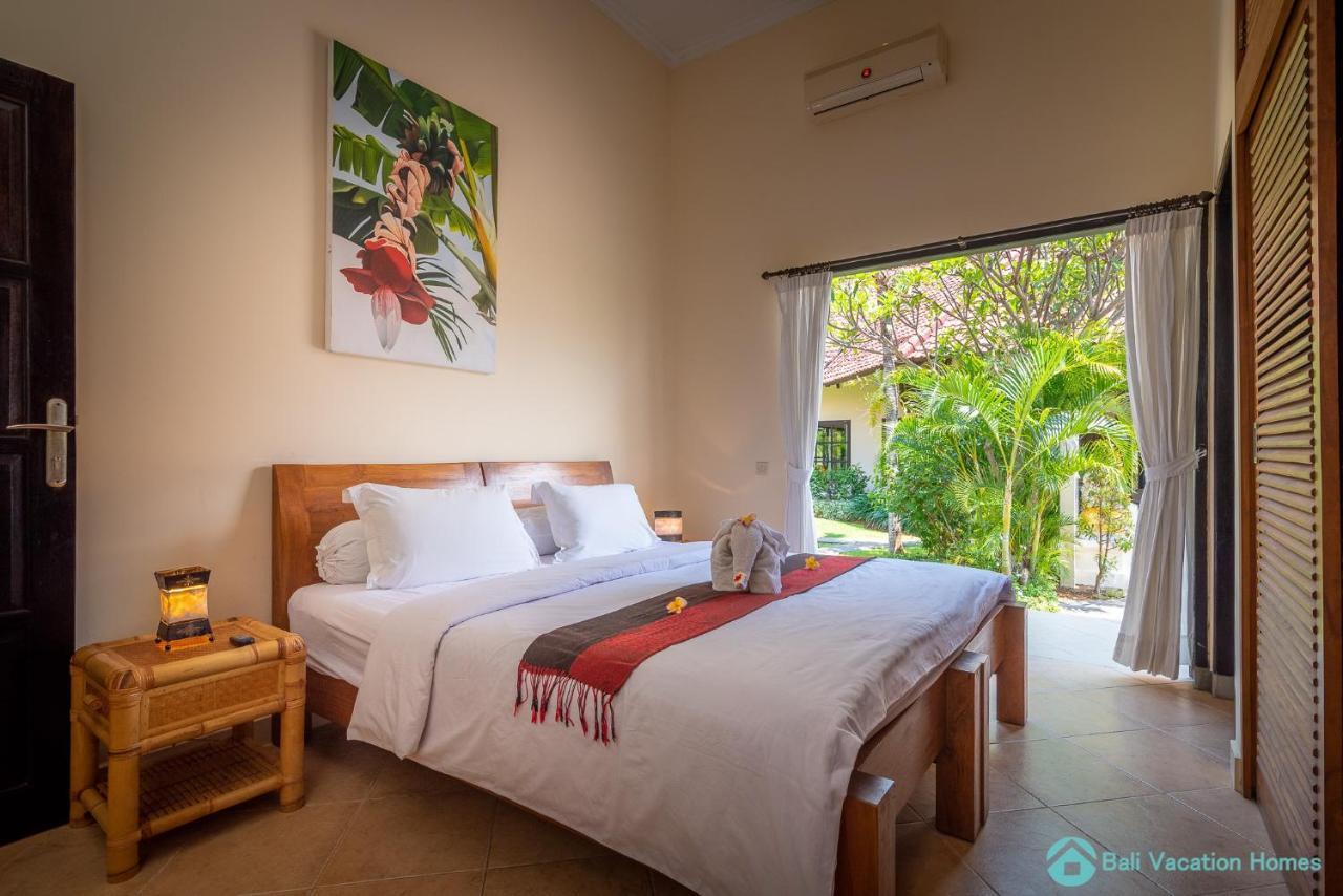 Villa Namaste - Beachfront At Lovina 10P, Pool, Bbq Banjar  Luaran gambar