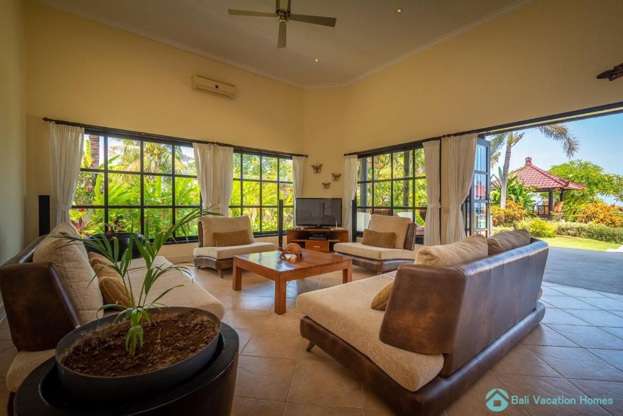 Villa Namaste - Beachfront At Lovina 10P, Pool, Bbq Banjar  Luaran gambar